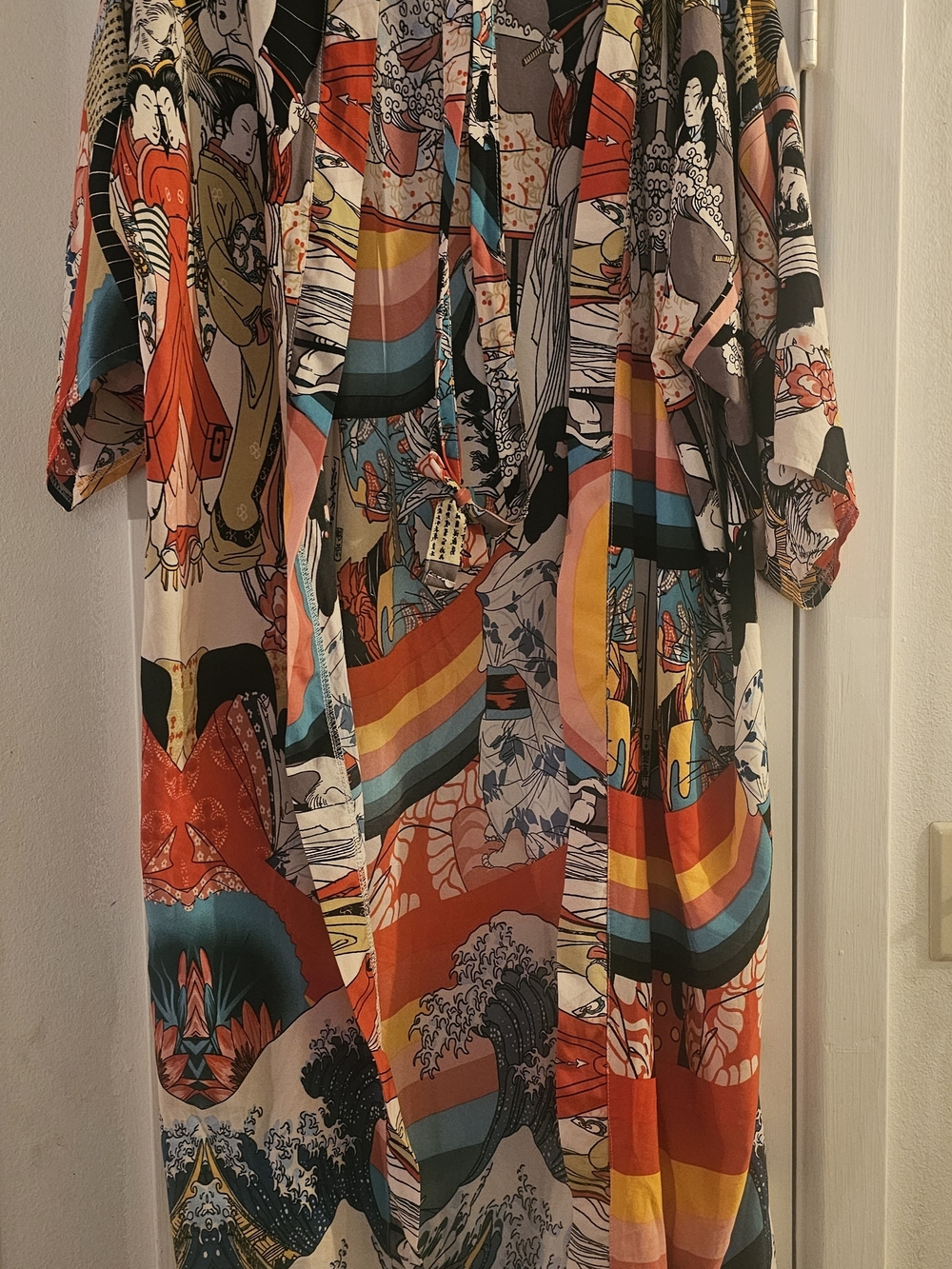 3/$13 Vibrant Multi-Color Japanese Print Kimono Robe